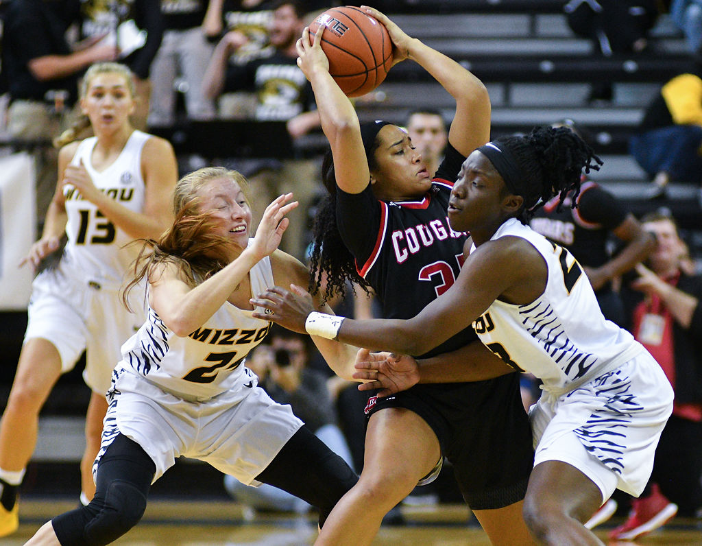 Southern Illinois University Edwardsville guard Mikala Hall looks for a pass